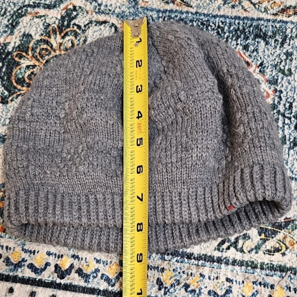 Aris Vintage Women's Knitted Acrylic Gray Cozy Beret Hat
